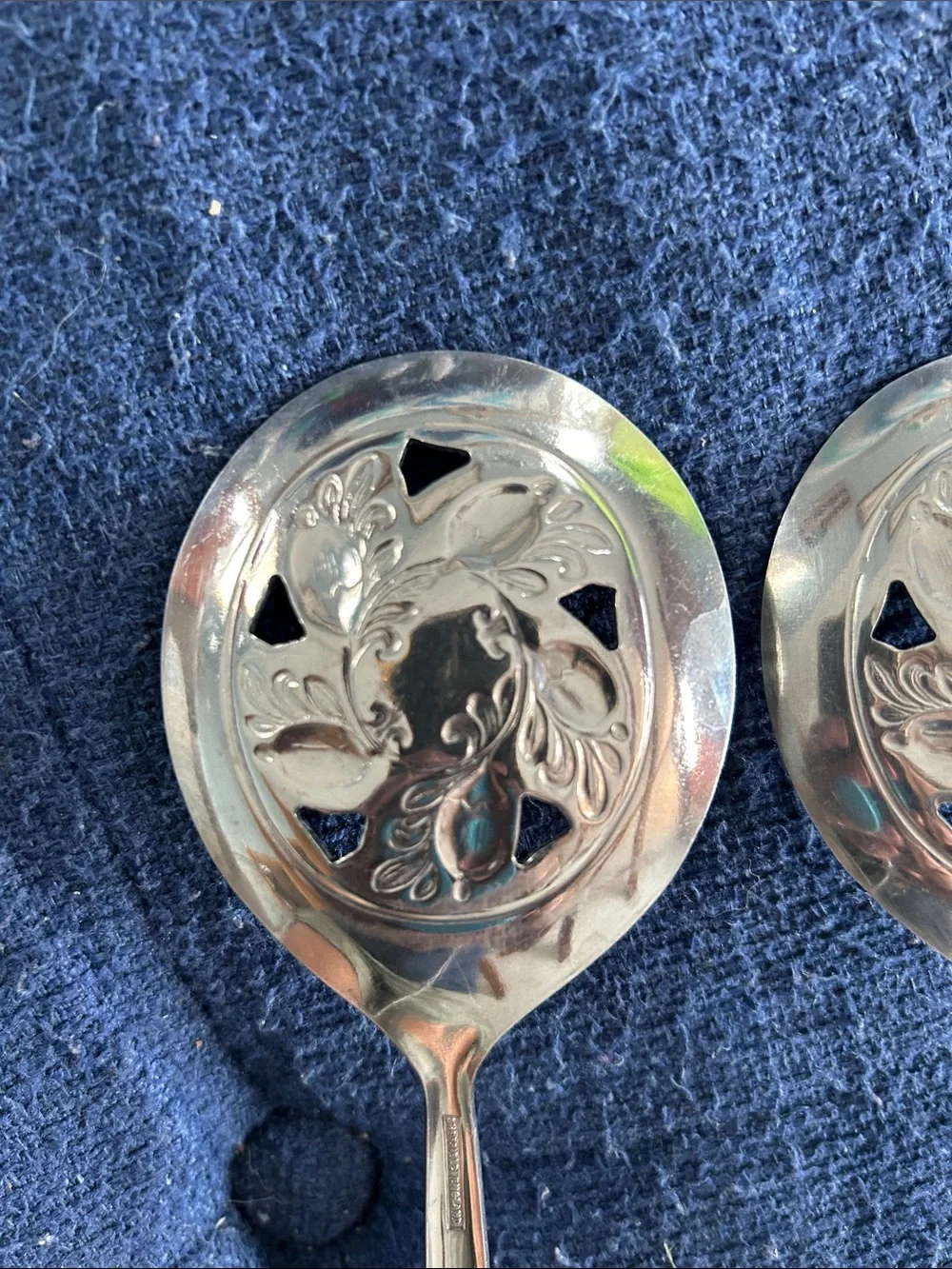 Royal Worcester Herbs Sheffield England Vegetable Serving Spoons (2) 1990